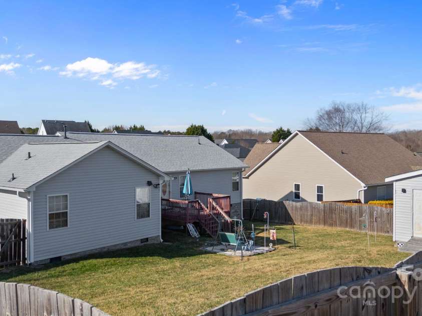 100 Lindsay Drive, Archdale, NC 27263.  MLS# CAR4326944, YatesRealty ID 533. 