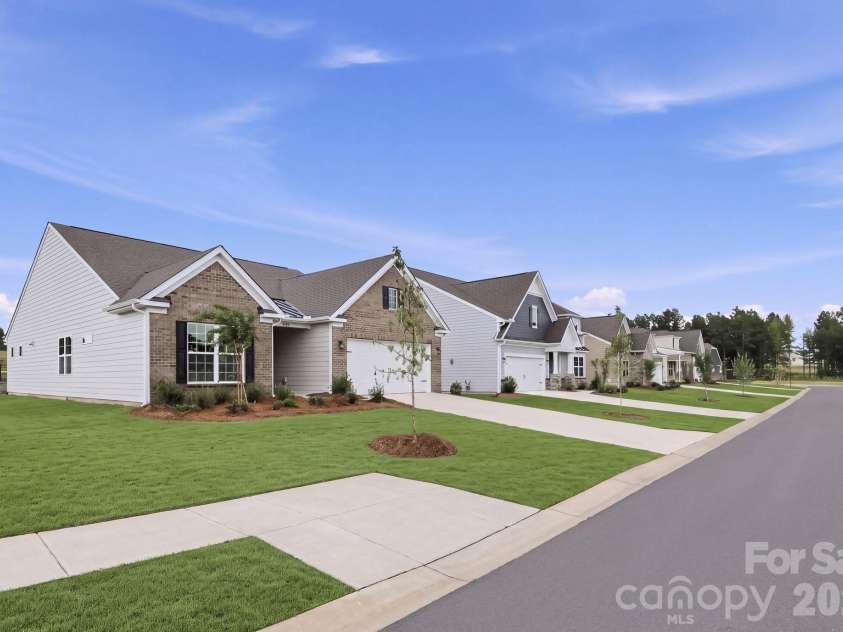 6420 Turkey Roost Way, Lancaster, SC 29720.  MLS# CAR4428870, YatesRealty ID 53300. 