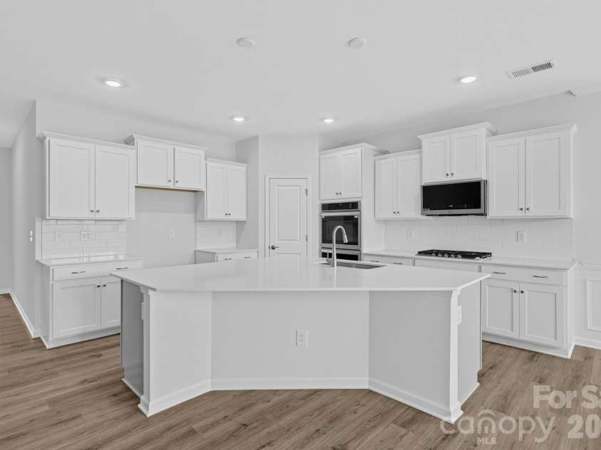 6420 Turkey Roost Way, Lancaster, SC 29720.  MLS# CAR4428870, YatesRealty ID 53300. 