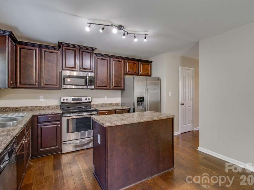 2115 Fieldstone Gate Cove, Monroe, NC 28112.  MLS# CAR4428871, YatesRealty ID 53301. 