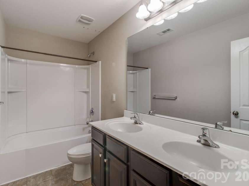 2115 Fieldstone Gate Cove, Monroe, NC 28112.  MLS# CAR4428871, YatesRealty ID 53301. 