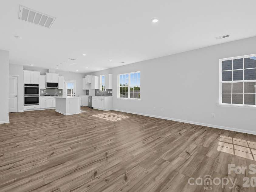 398 Waxhaw Village Road, Lancaster, SC 29720.  MLS# CAR4428876, YatesRealty ID 53303. 