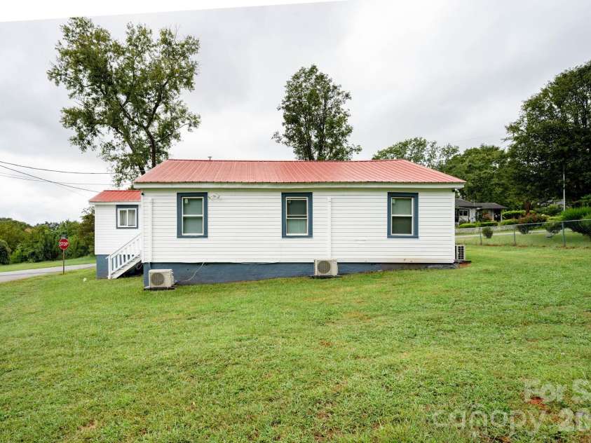 459 Harmon Street, Forest City, NC 28043.  MLS# CAR4427199, YatesRealty ID 53304. 
