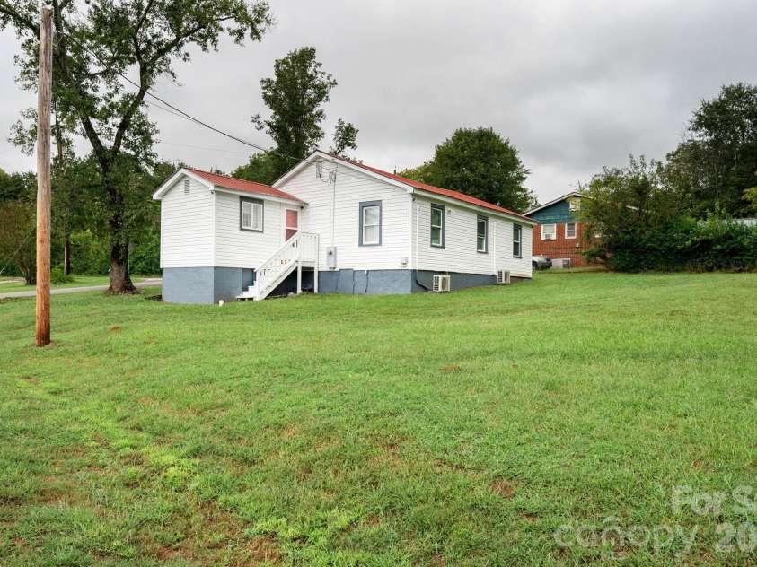 459 Harmon Street, Forest City, NC 28043.  MLS# CAR4427199, YatesRealty ID 53304. 