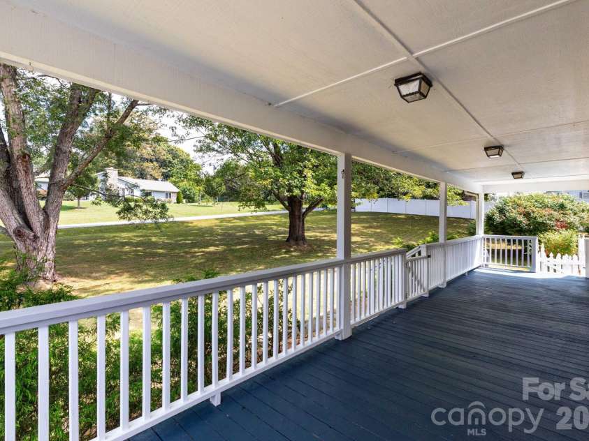 751 Bryson Road, Candler, NC 28715.  MLS# CAR4428722, YatesRealty ID 53305. 
