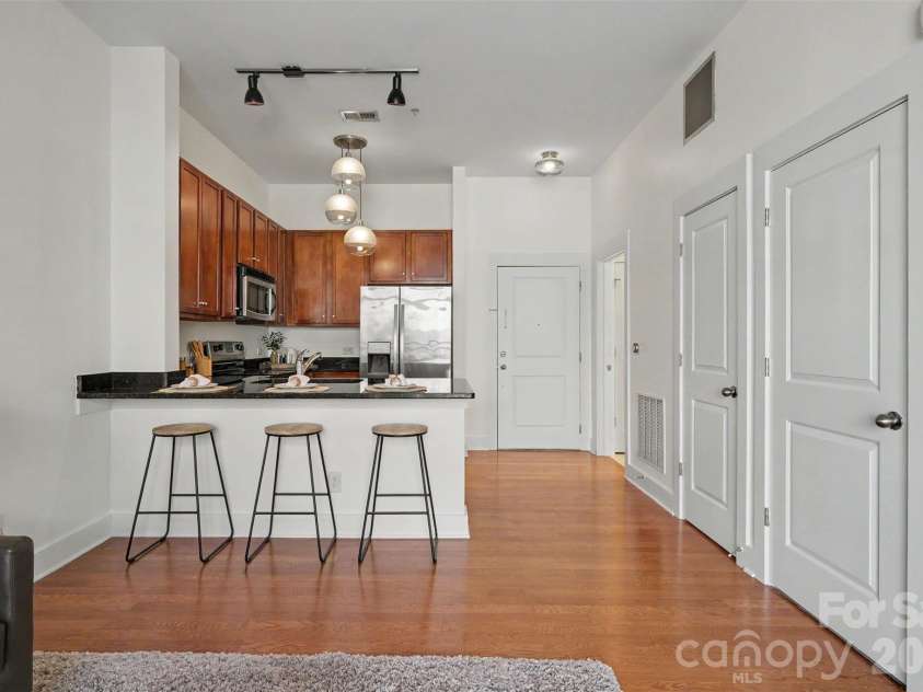 3259 Noda Boulevard, Charlotte, NC 28205.  MLS# CAR4428566, YatesRealty ID 53306. 