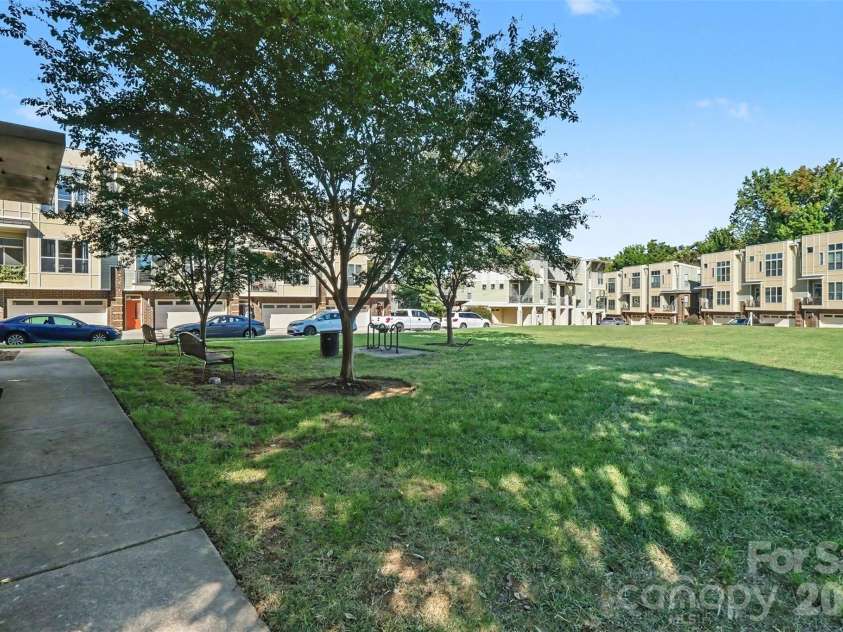 3259 Noda Boulevard, Charlotte, NC 28205.  MLS# CAR4428566, YatesRealty ID 53306. 