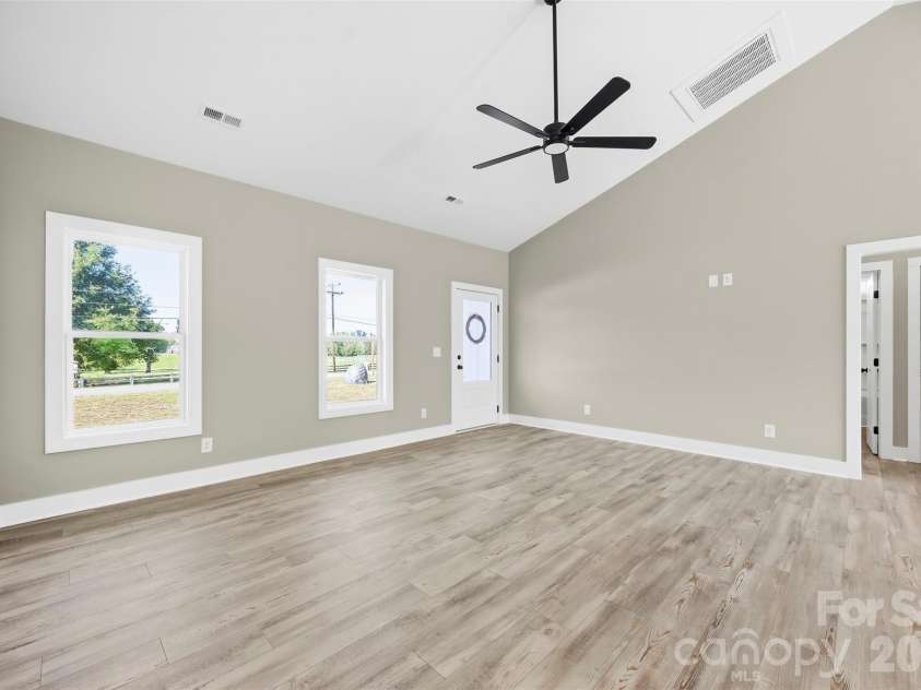 5866 Old Mocksville Road, Salisbury, NC 28144.  MLS# CAR4428505, YatesRealty ID 53308. 