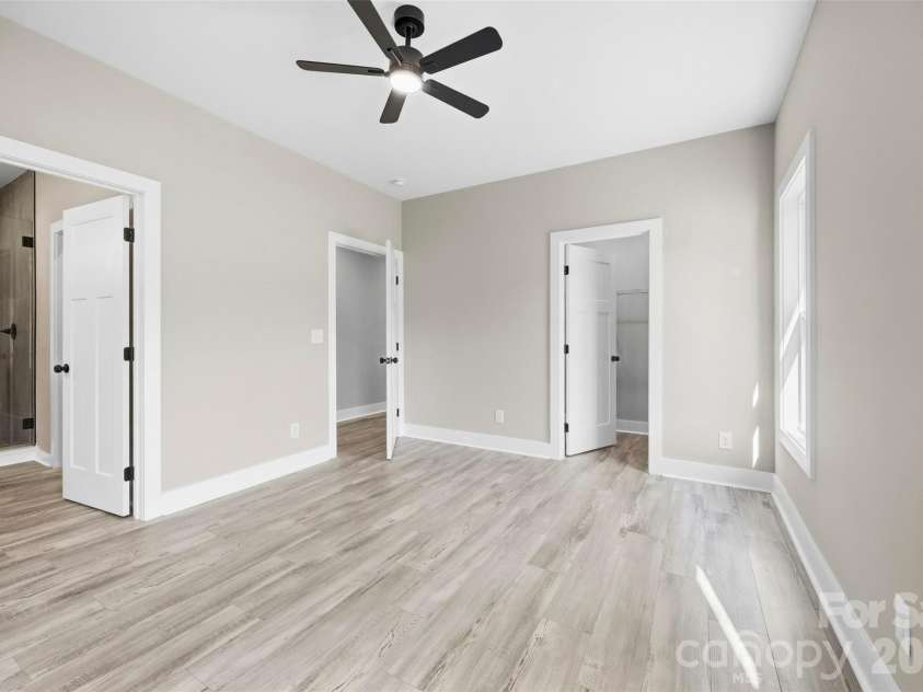 5866 Old Mocksville Road, Salisbury, NC 28144.  MLS# CAR4428505, YatesRealty ID 53308. 
