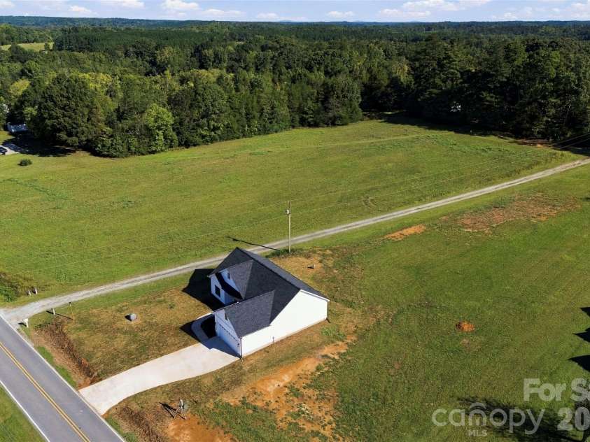 5866 Old Mocksville Road, Salisbury, NC 28144.  MLS# CAR4428505, YatesRealty ID 53308. 