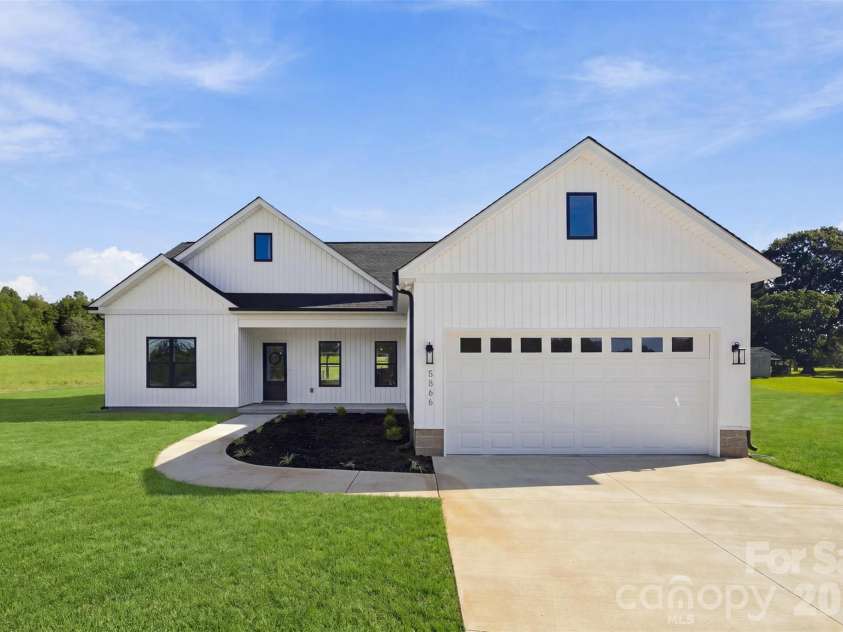 5866 Old Mocksville Road, Salisbury, NC 28144.  MLS# CAR4428505, YatesRealty ID 53308. 