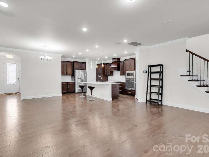 11715 Clems Branch Drive, Charlotte, NC 28277.  MLS# CAR4419709, YatesRealty ID 53309. 