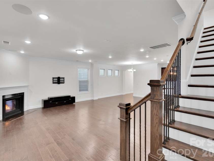 11715 Clems Branch Drive, Charlotte, NC 28277.  MLS# CAR4419709, YatesRealty ID 53309. 