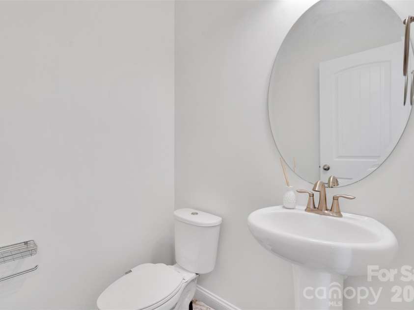 11715 Clems Branch Drive, Charlotte, NC 28277.  MLS# CAR4419709, YatesRealty ID 53309. 