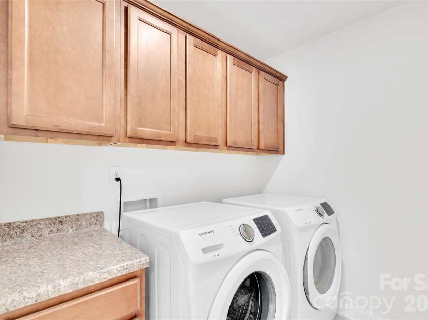 11715 Clems Branch Drive, Charlotte, NC 28277.  MLS# CAR4419709, YatesRealty ID 53309. 