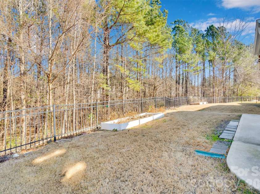 11715 Clems Branch Drive, Charlotte, NC 28277.  MLS# CAR4419709, YatesRealty ID 53309. 