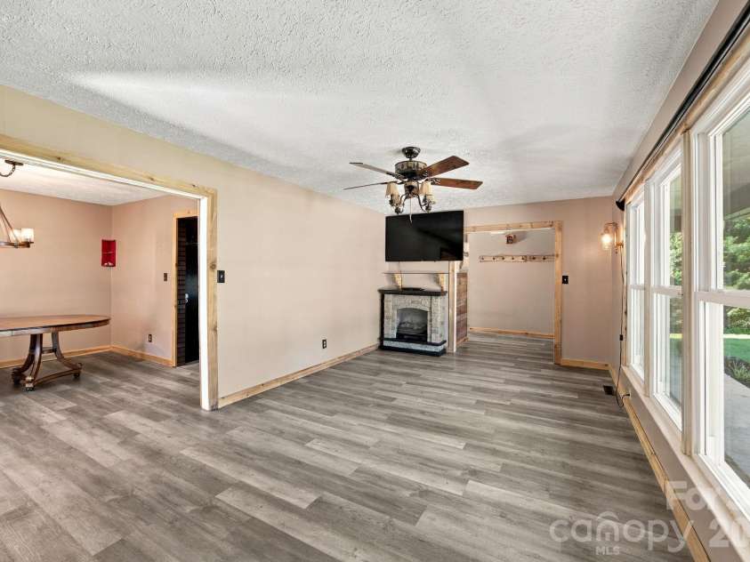 2935 Palmer Place, Hudson, NC 28638.  MLS# CAR4422524, YatesRealty ID 53310. 