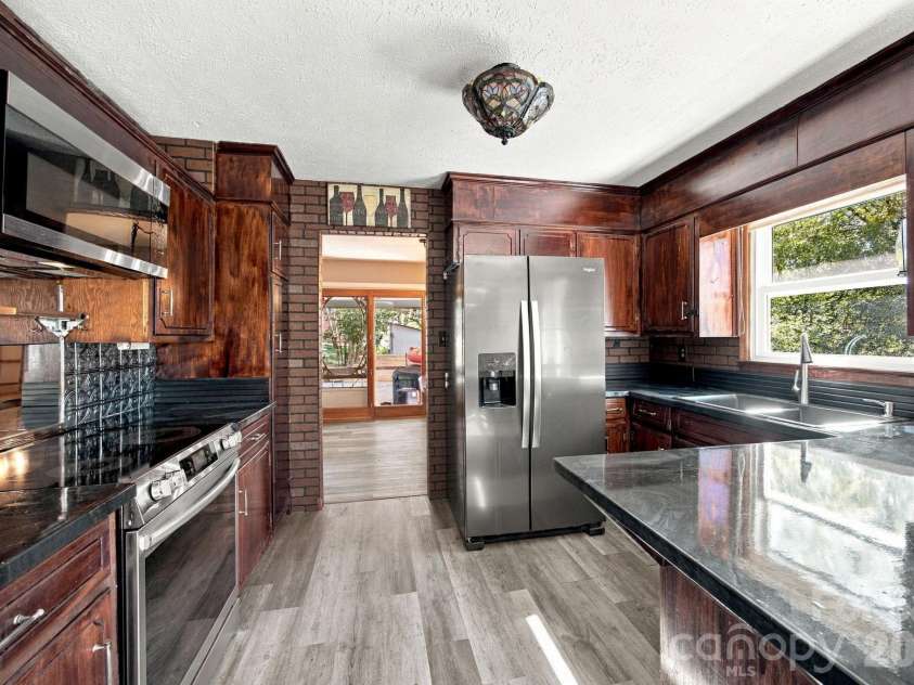 2935 Palmer Place, Hudson, NC 28638.  MLS# CAR4422524, YatesRealty ID 53310. 
