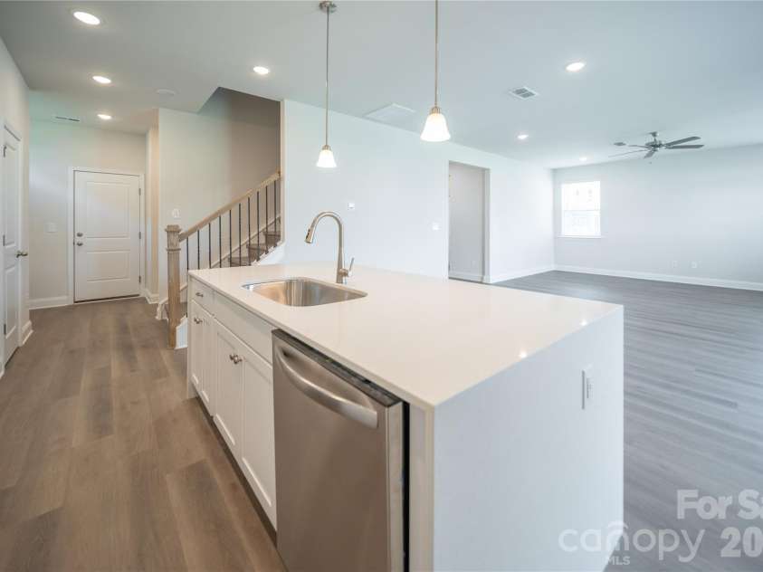 535 Larragan Drive, Denver, NC 28037.  MLS# CAR4427925, YatesRealty ID 53312. 