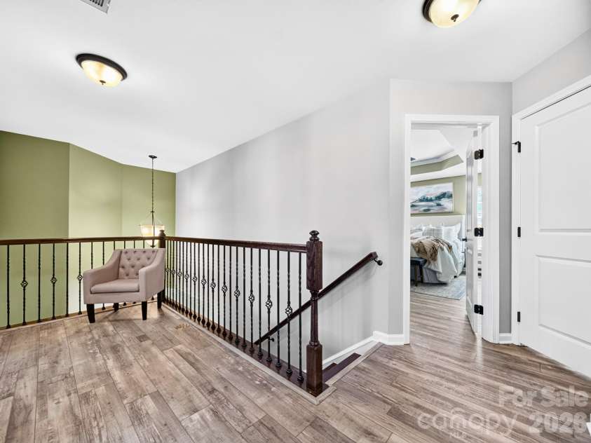 2410 Alyssa Lane, Charlotte, NC 28208.  MLS# CAR4428264, YatesRealty ID 53313. 