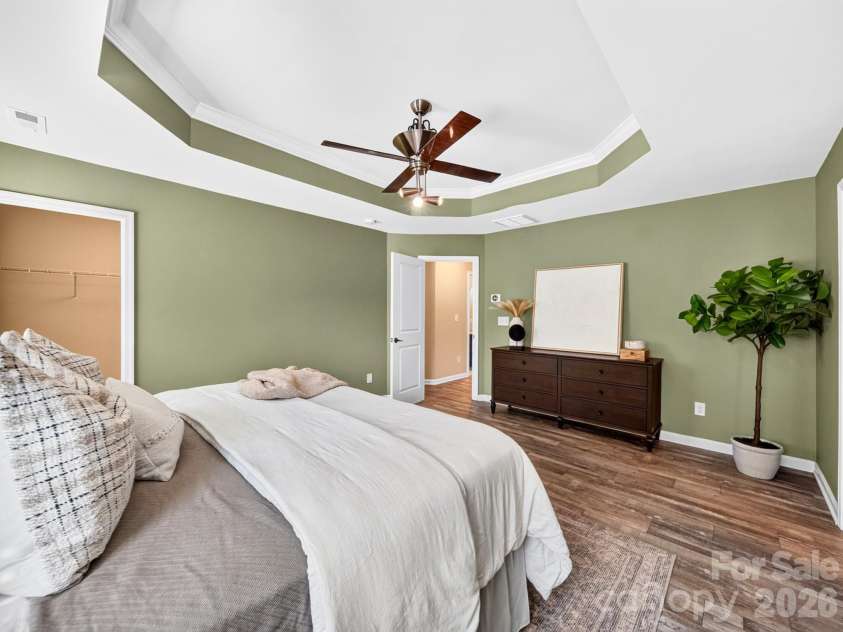 2410 Alyssa Lane, Charlotte, NC 28208.  MLS# CAR4428264, YatesRealty ID 53313. 
