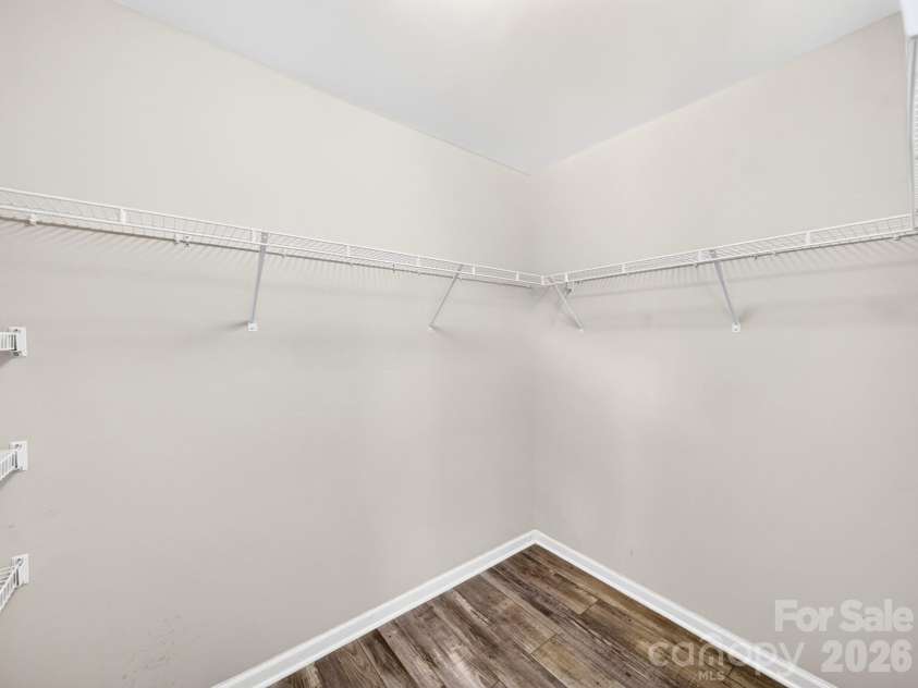 2410 Alyssa Lane, Charlotte, NC 28208.  MLS# CAR4428264, YatesRealty ID 53313. 