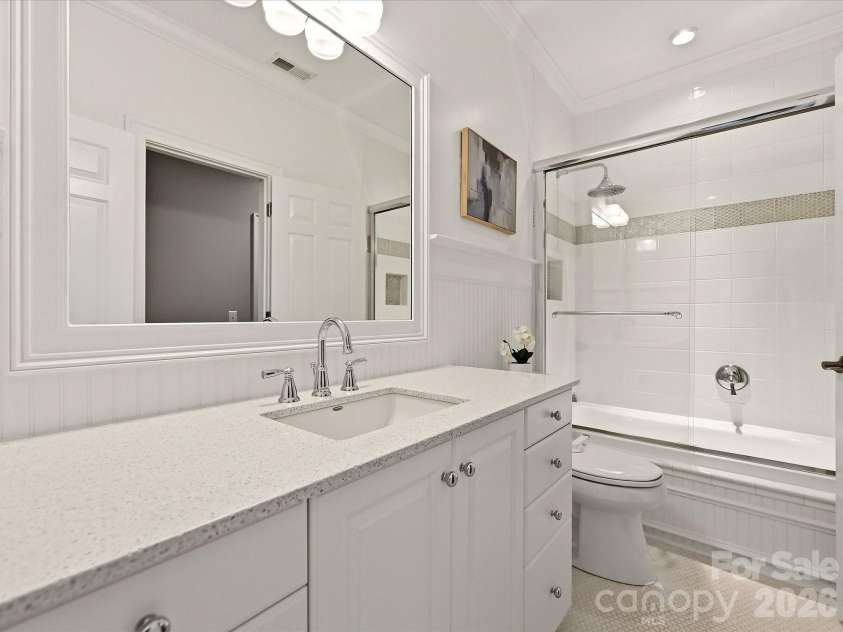 14812 Jockeys Ridge Drive, Charlotte, NC 28277.  MLS# CAR4427762, YatesRealty ID 53315. 