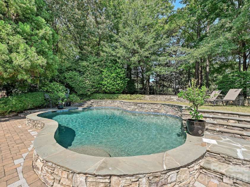 14812 Jockeys Ridge Drive, Charlotte, NC 28277.  MLS# CAR4427762, YatesRealty ID 53315. 