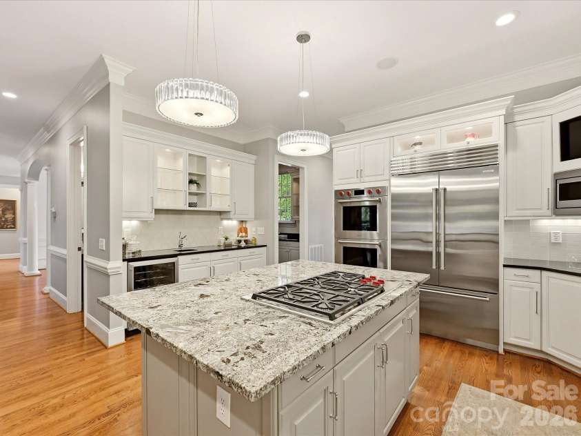14812 Jockeys Ridge Drive, Charlotte, NC 28277.  MLS# CAR4427762, YatesRealty ID 53315. Chef's kitchen wth side bar and buffet