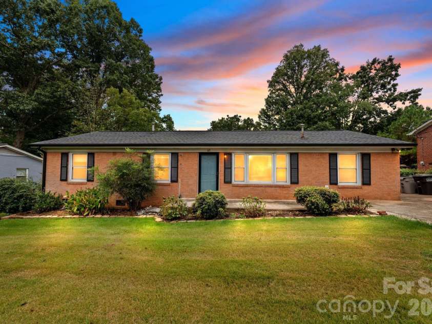 117 Tremont Terrace, Bessemer City, NC 28016.  MLS# CAR4428146, YatesRealty ID 53317. Virtual Twilight