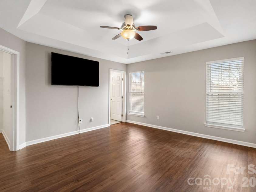 8128 Sapwood Court, Matthews, NC 28104.  MLS# CAR4320168, YatesRealty ID 5332. 
