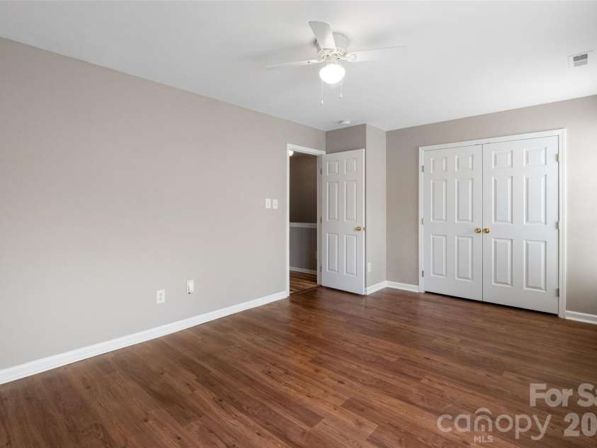 8128 Sapwood Court, Matthews, NC 28104.  MLS# CAR4320168, YatesRealty ID 5332. 