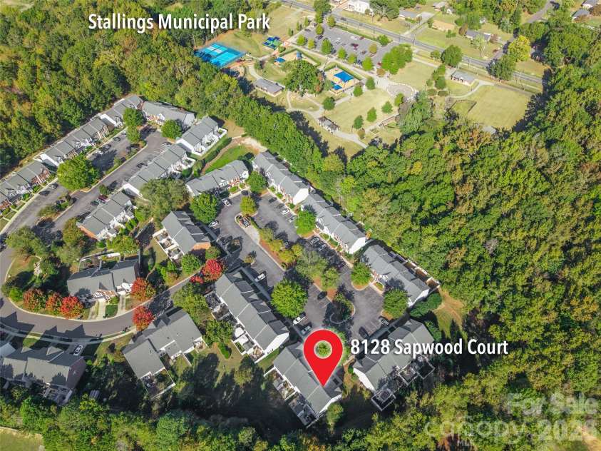 8128 Sapwood Court, Matthews, NC 28104.  MLS# CAR4320168, YatesRealty ID 5332. 
