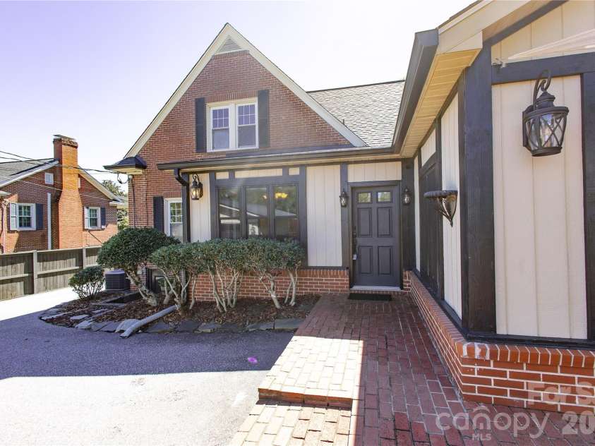 569 Rutherford Road, Marion, NC 28752.  MLS# CAR4424858, YatesRealty ID 53323. 