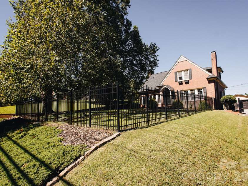 569 Rutherford Road, Marion, NC 28752.  MLS# CAR4424858, YatesRealty ID 53323. 
