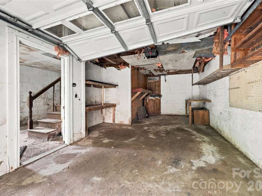 360 Poverty Branch Road, Barnardsville, NC 28709.  MLS# CAR4428894, YatesRealty ID 53324. 
