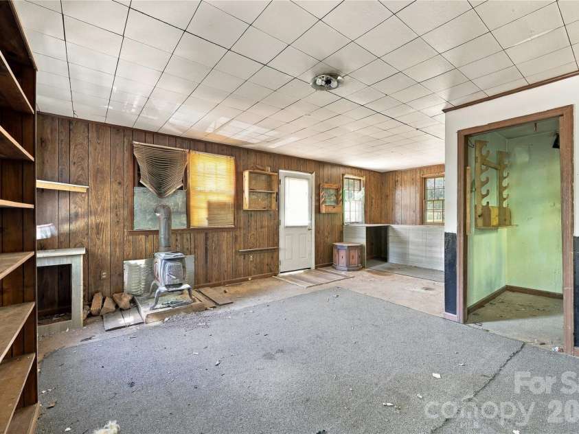 360 Poverty Branch Road, Barnardsville, NC 28709.  MLS# CAR4428894, YatesRealty ID 53324. 