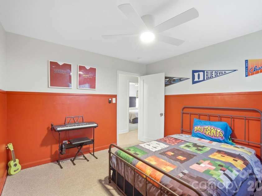 1814 Summerhill Drive, Charlotte, NC 28212.  MLS# CAR4421156, YatesRealty ID 53325. 