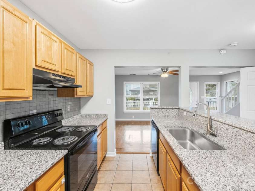 1605 Begonia Way, Rock Hill, SC 29732.  MLS# CAR4428852, YatesRealty ID 53326. 