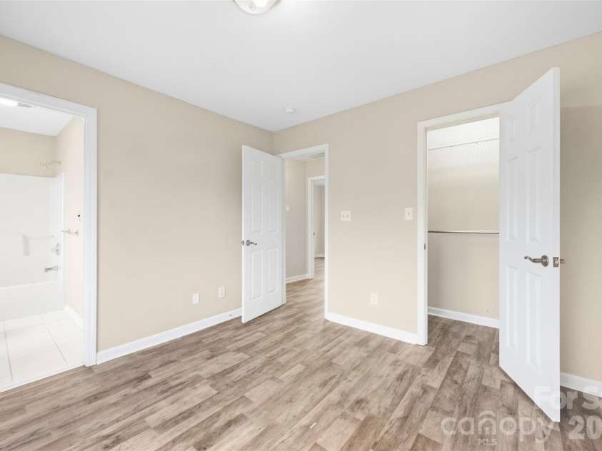 1605 Begonia Way, Rock Hill, SC 29732.  MLS# CAR4428852, YatesRealty ID 53326. 