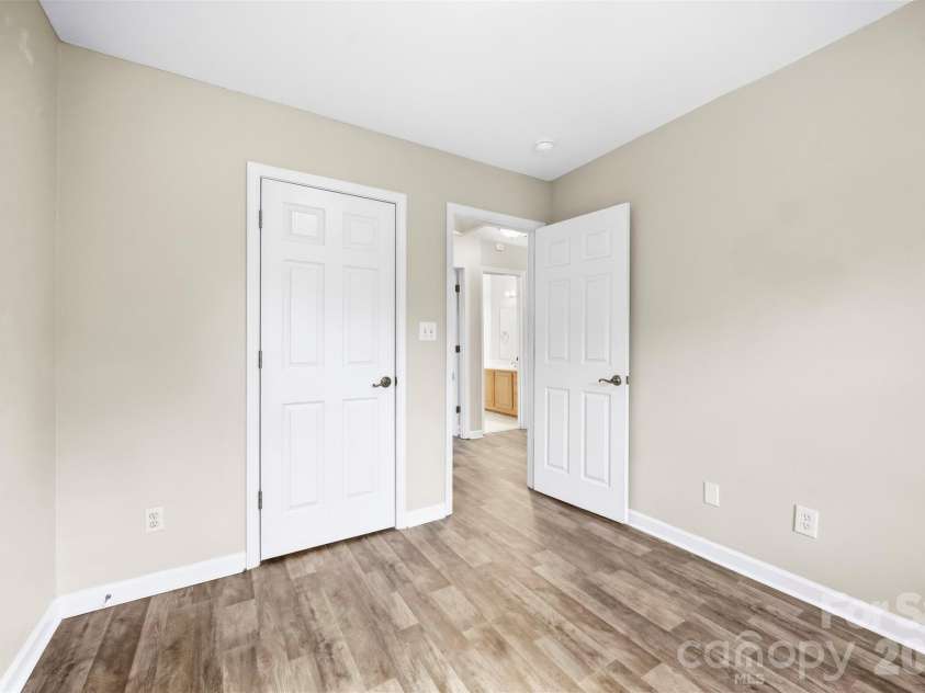 1605 Begonia Way, Rock Hill, SC 29732.  MLS# CAR4428852, YatesRealty ID 53326. 