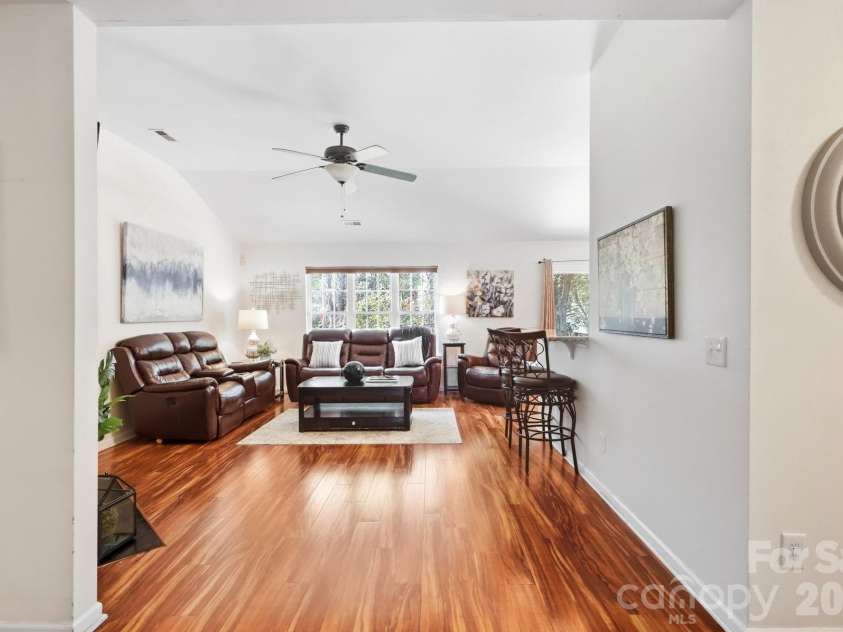 9100 Royal Highlands Court, Charlotte, NC 28277.  MLS# CAR4426414, YatesRealty ID 53327. 