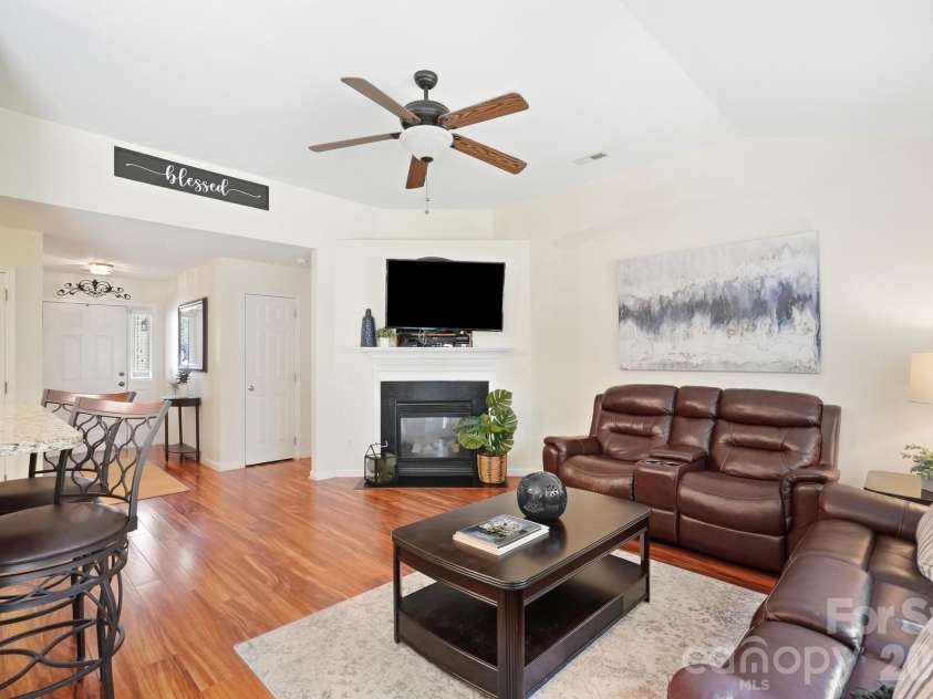 9100 Royal Highlands Court, Charlotte, NC 28277.  MLS# CAR4426414, YatesRealty ID 53327. 