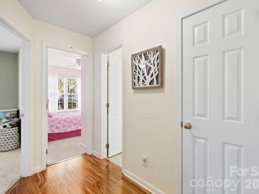 9100 Royal Highlands Court, Charlotte, NC 28277.  MLS# CAR4426414, YatesRealty ID 53327. 