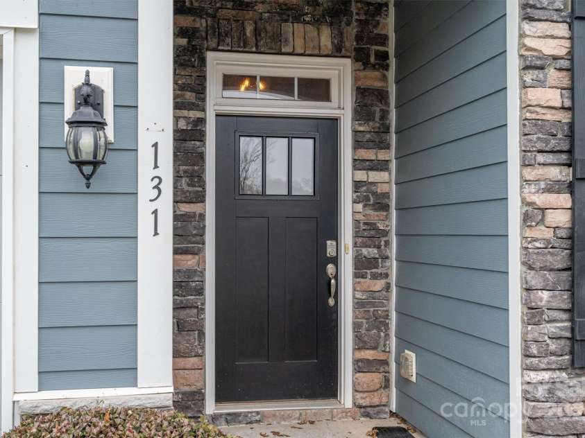 131 Northstone Road, Mooresville, NC 28115.  MLS# CAR4305778, YatesRealty ID 5333. 