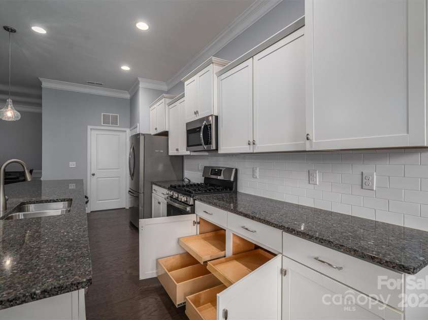 131 Northstone Road, Mooresville, NC 28115.  MLS# CAR4305778, YatesRealty ID 5333. 