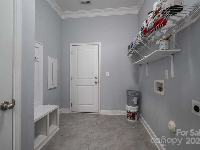 131 Northstone Road, Mooresville, NC 28115.  MLS# CAR4305778, YatesRealty ID 5333. 