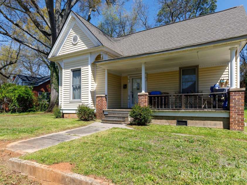 344 Ebenezer Avenue, Rock Hill, SC 29730.  MLS# CAR4357231, YatesRealty ID 5333. 