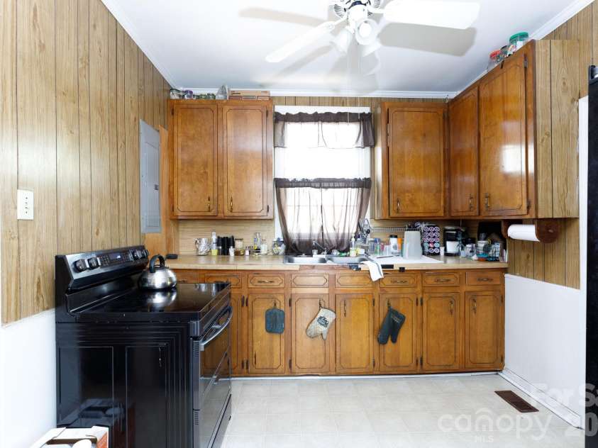 344 Ebenezer Avenue, Rock Hill, SC 29730.  MLS# CAR4357231, YatesRealty ID 5333. 