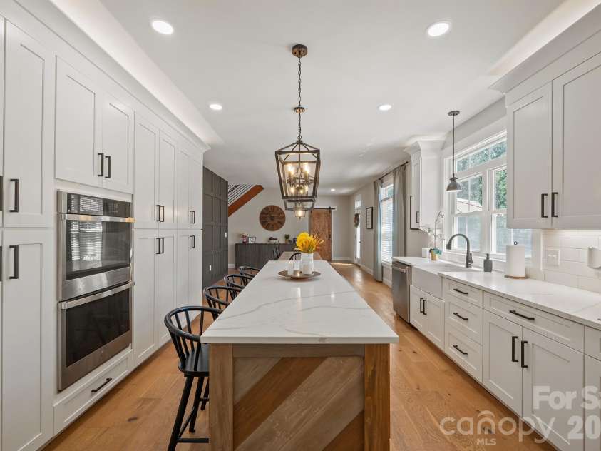 6 Leisure Circle, Granite Falls, NC 28630.  MLS# CAR4428902, YatesRealty ID 53331. 
